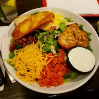 Red Robin Gourmet Burgers and Brews