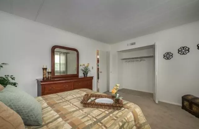 Allendale Apartments