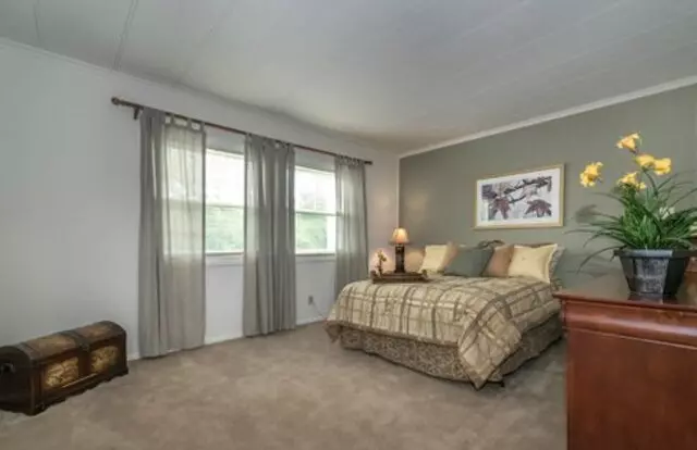 Allendale Apartments