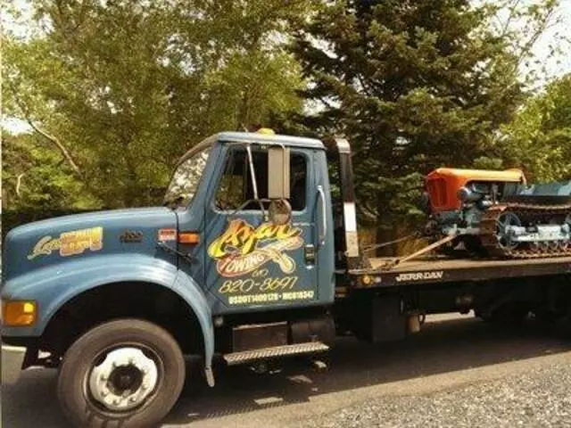 Azar Towing