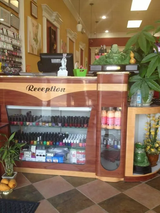 A Plus Nail Salon