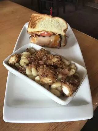 Applebee’s Grill + Bar